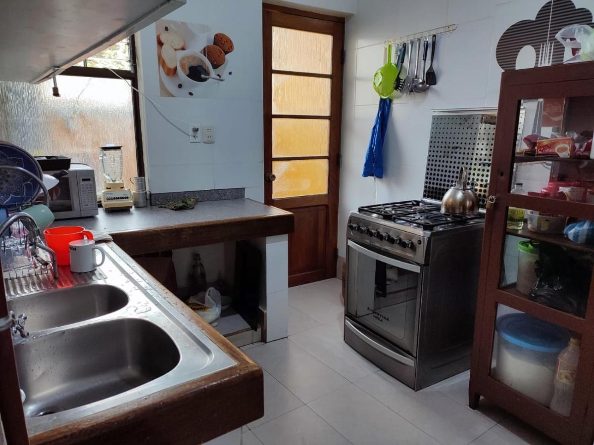 Home In Hostel Ла-Пас Экстерьер фото